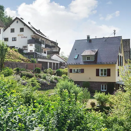 Haus Erika 1 *